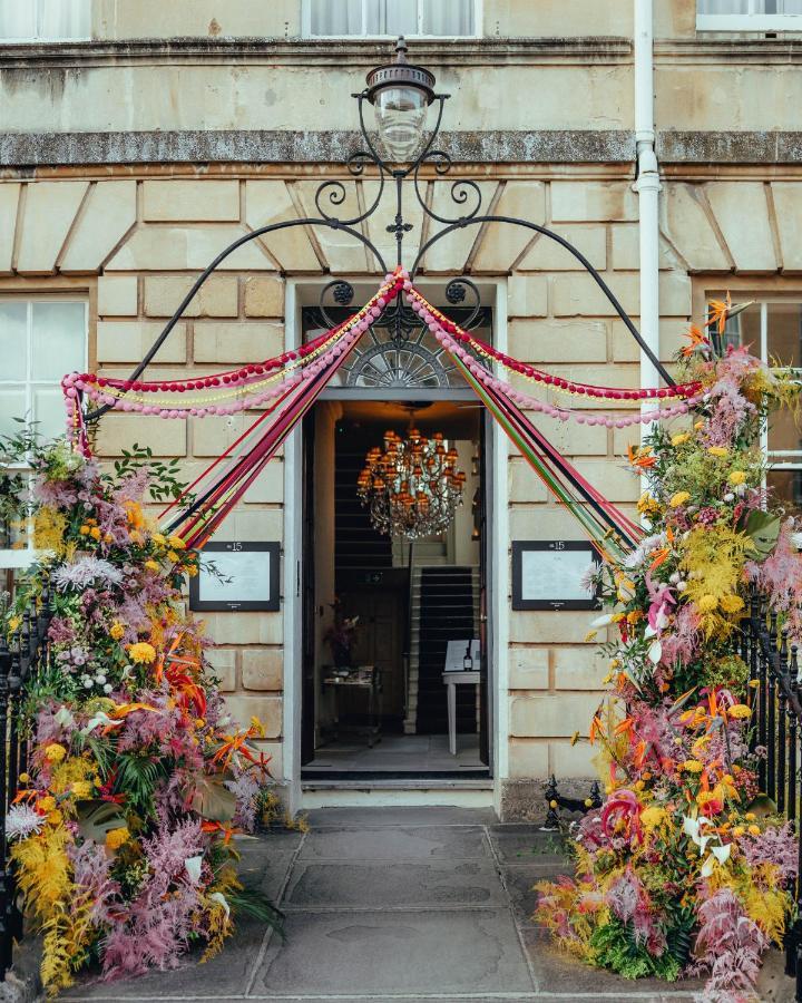 No 15 By Guesthouse, Bath Bagian luar foto The entrance to the restaurant in 2019